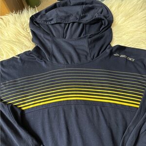Brooks Running Men’s Lightweight Running Hoodie
